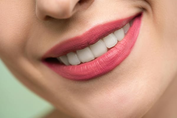 Understanding Bleeding Gums: Causes, Symptoms, and Solutions